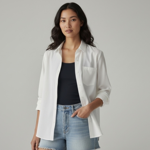 Athleta Urbanite Shirt Women's M Ivory Button Up Lightweight Sun Protection - Picture 1 of 6